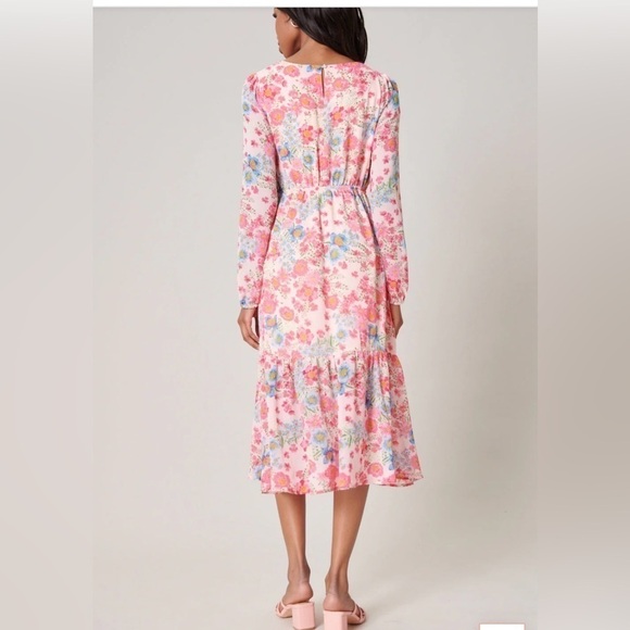 Sugarlips Macaron Floral Nellie Ruffle Midi
Dress Size: L NWT - Picture 4 of 14